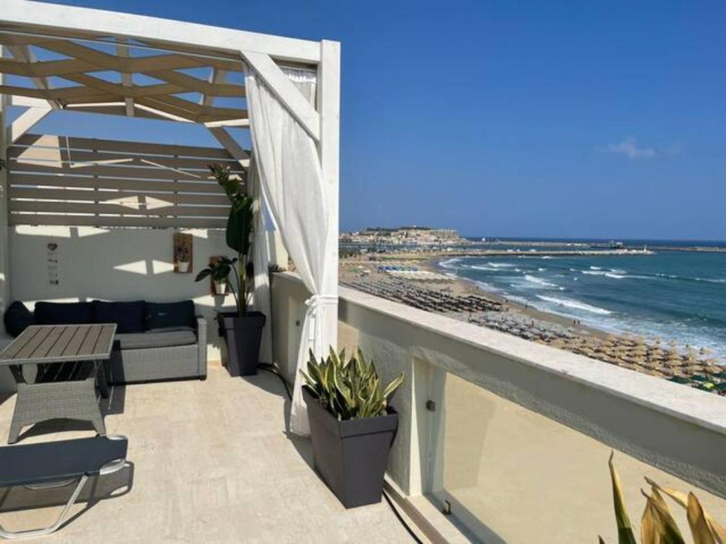 Nathalie'S Beachfront Apartment Rethymno  Exterior photo